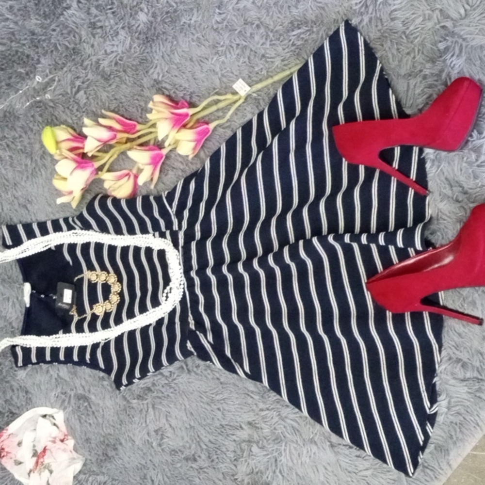 Gorgeous dress NWOT